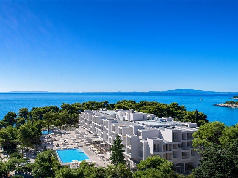 Valamar Carolina Hotel & Villas 캄포르 외부 사진