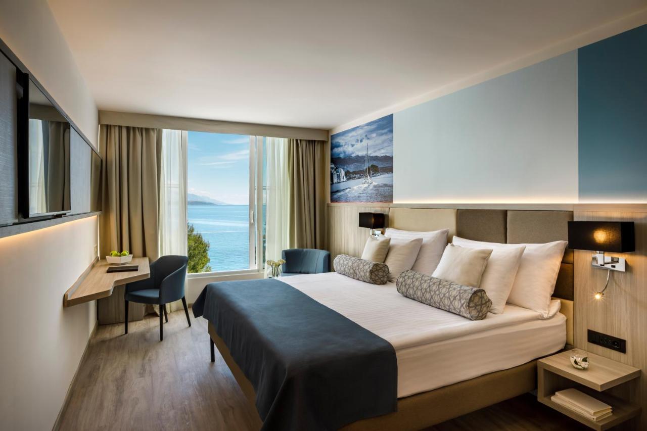Valamar Carolina Hotel & Villas 캄포르 외부 사진